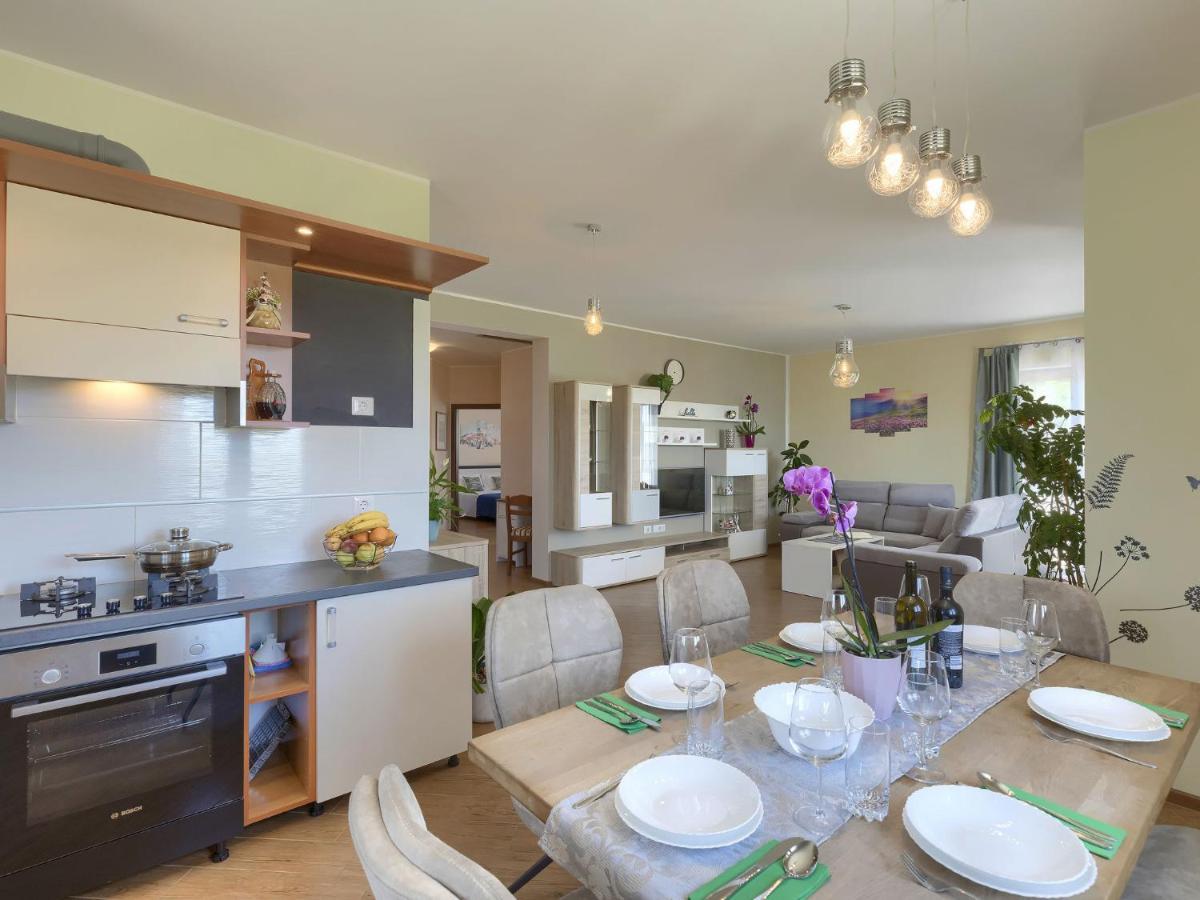 Holiday Home Montebello By Interhome Мотовун Екстериор снимка